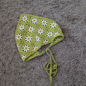 Cottagecore Handmade Green Crochet Daisy Bonnet